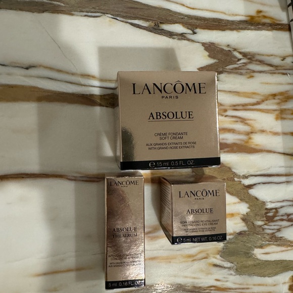 Lancôme Absolue 3 piece Set NEW!! - Picture 2 of 3
